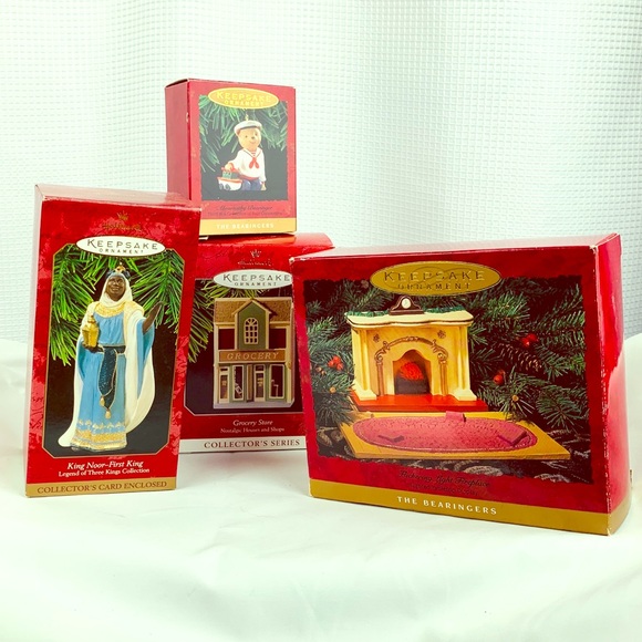 Hallmark Holiday Clearance Bundle Of 4 Vintage Hallmark Ornaments